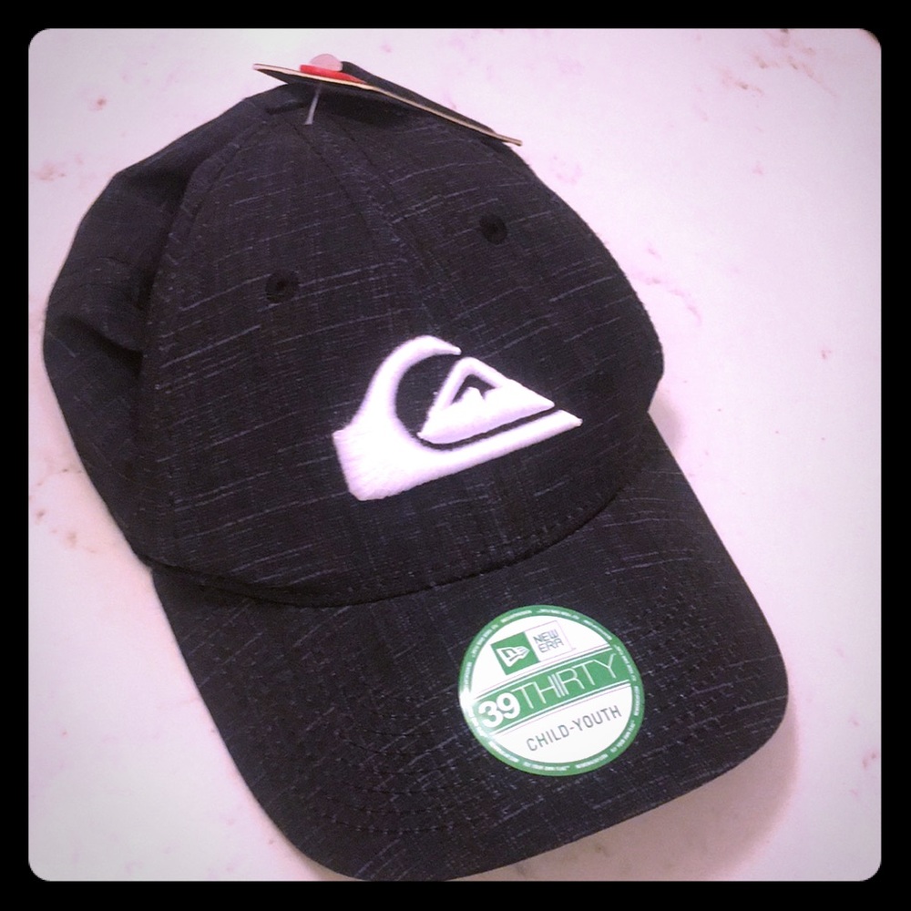 Quicksilver 39Thirty child/youth baseball cap.